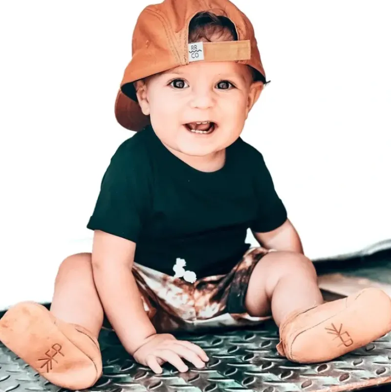 Shop All|BASIC TEE - BLACK - cutbabycare.com | baby boutique & care hub